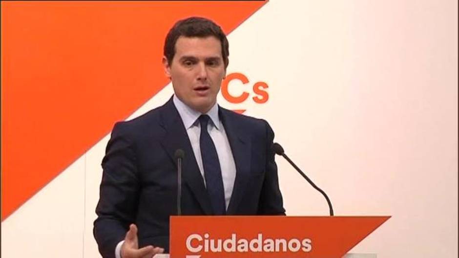 Rivera, dispuesto a pactar con Rajoy un "fin ordenado" a esta legislatura "liquidada"