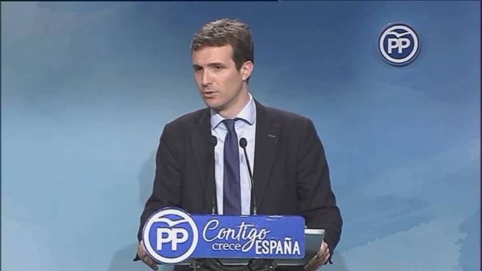 Casado defiende la veracidad de su currículum