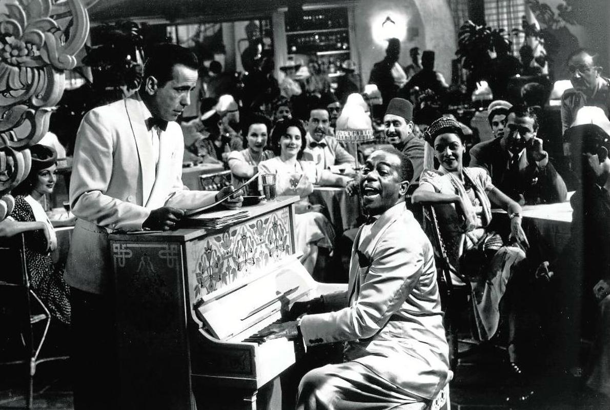 Escena de la película Casablanca.