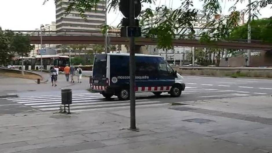 El juez prorroga la detención de los dos detenidos por violar presuntamente a una menos en Barcelona