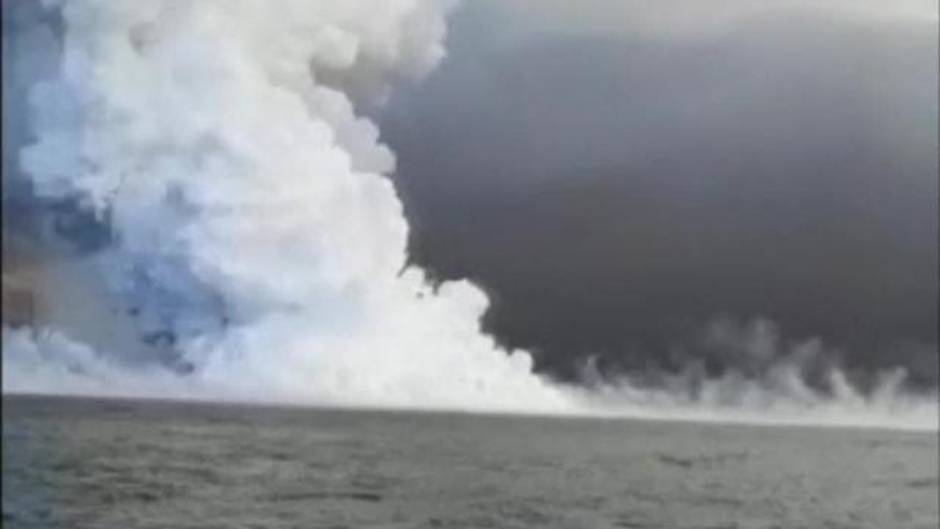 El volcán La Cumbre en las Islas Galápagos entra en erupción