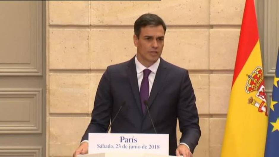 Sánchez agradece a Macron su solidaridad en la decisión del buque 'Aquarius'