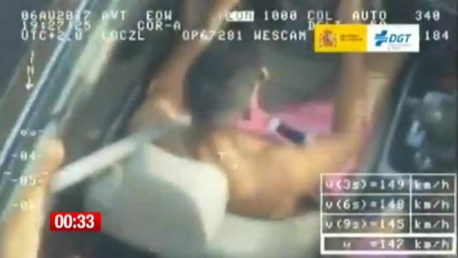 Las últimas imprudencias al volante cazadas por la DGT