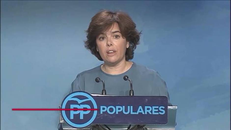 Santamaría gana la primera vuelta de las primarias del PP