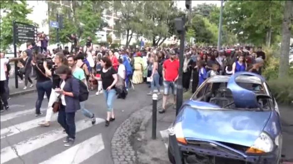 Continúan los disturbios en Nantes por tercer día consecutivo