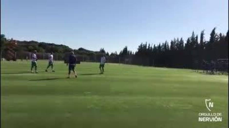 Primer entrenamiento del Sevilla en Benidorm