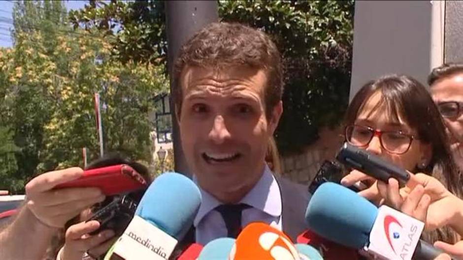 La comida 'antisorayista' de Casado y los ex ministros de Rajoy