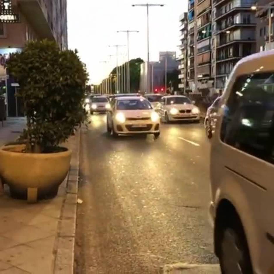 Los taxistas sevillanos secundan la huelga