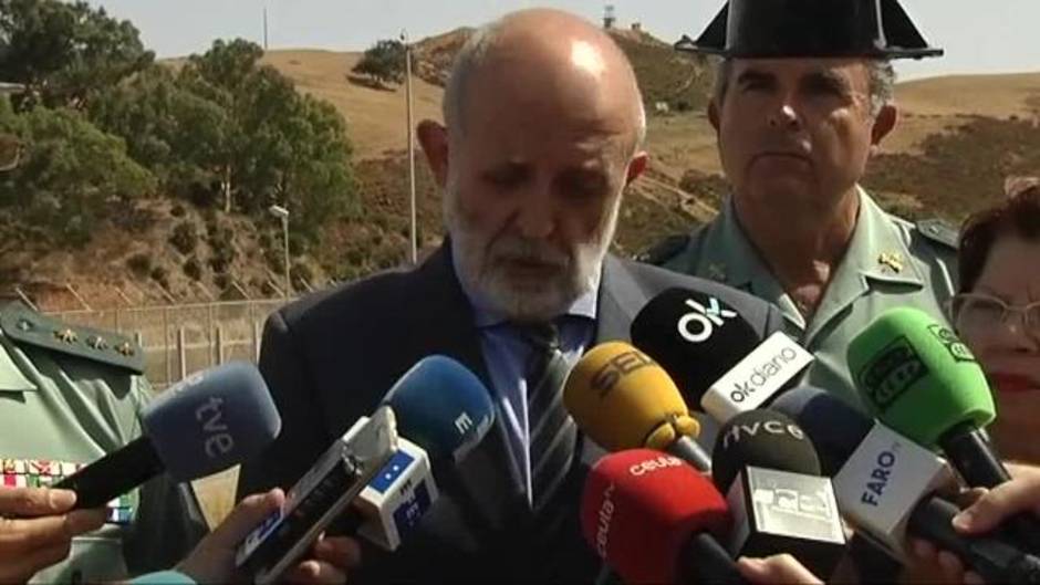 Félix Azón: "Mi trabajo es asegurar que la Guardia Civil tenga todos los medios posibles para defender la frontera"