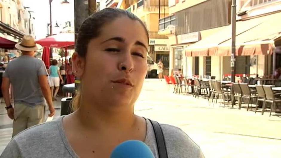 Varios trabajadores de una hamburguesería de Punta Umbría denuncian haber trabajado durante meses sin contrato y sin cobrar