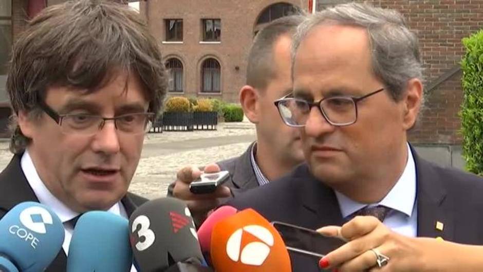 Puigdemont denuncia una "burbuja de infoxicación" para enfrentar a los catalanes