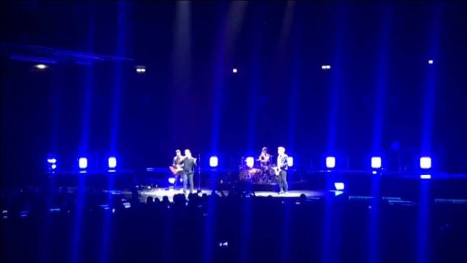 U2 suspende un concierto en Berlín