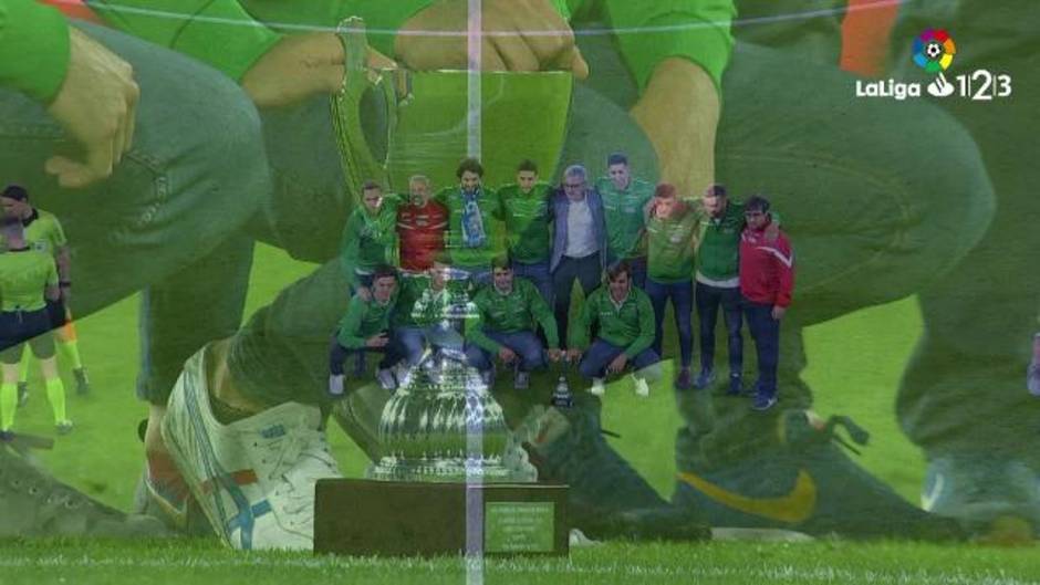 El Deportivo homenajea al Liceo y campeones de Europa de hockey patines en el partido ante el Granada