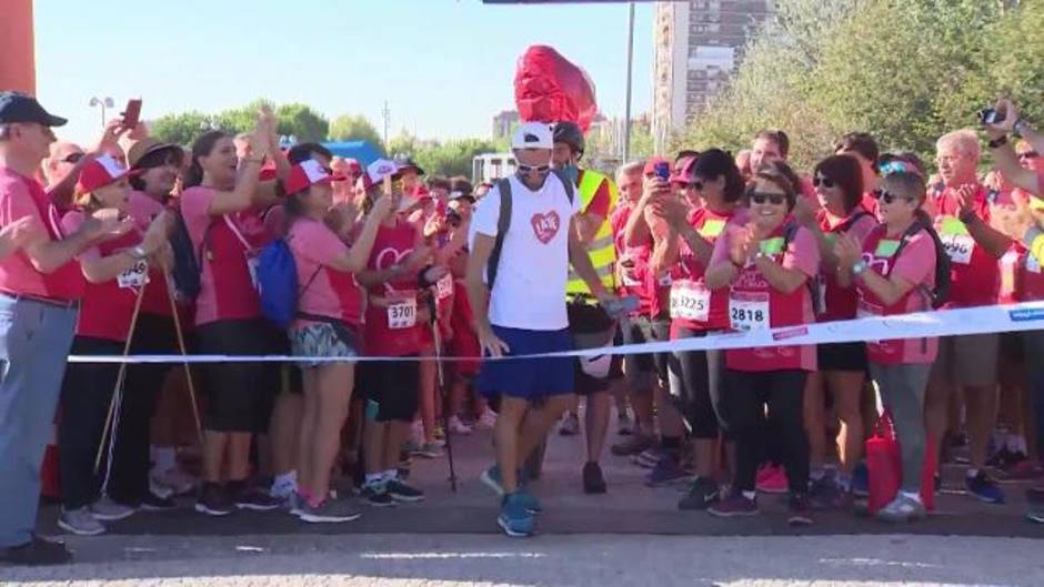 El atleta Chema Martínez conciencia a la población de la importancia de evitar la muerte súbita card