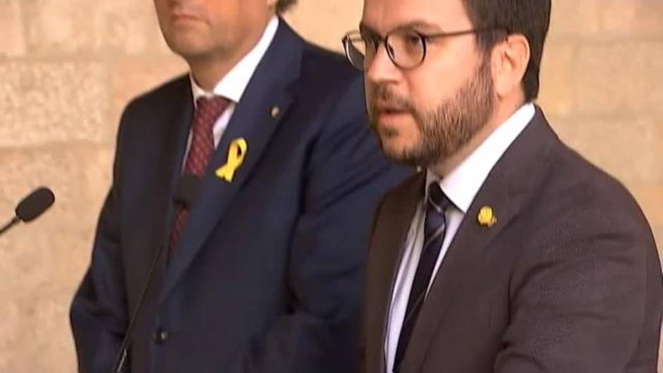 Torra y Aragonés escenifican la unidad en el Palau de la Generalitat