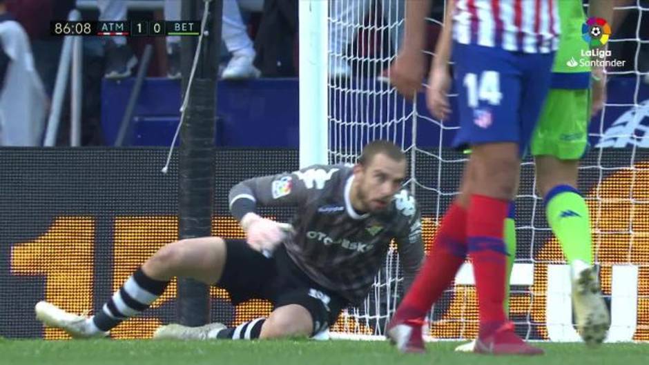 Parada de Pau López en el Atlético 1-0 Real Betis