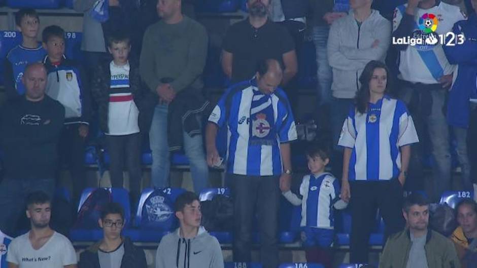 Minuto de silencio por las víctimas de las riadas de Mallorca en el estadio Abanca-Riazor