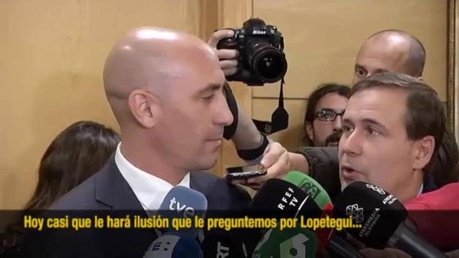 Rubiales: "Lopetegui es una página ya pasada"