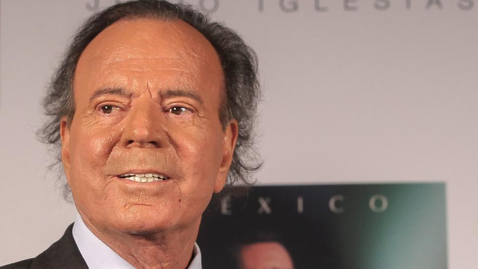 Julio Iglesias se queda sin tiempo