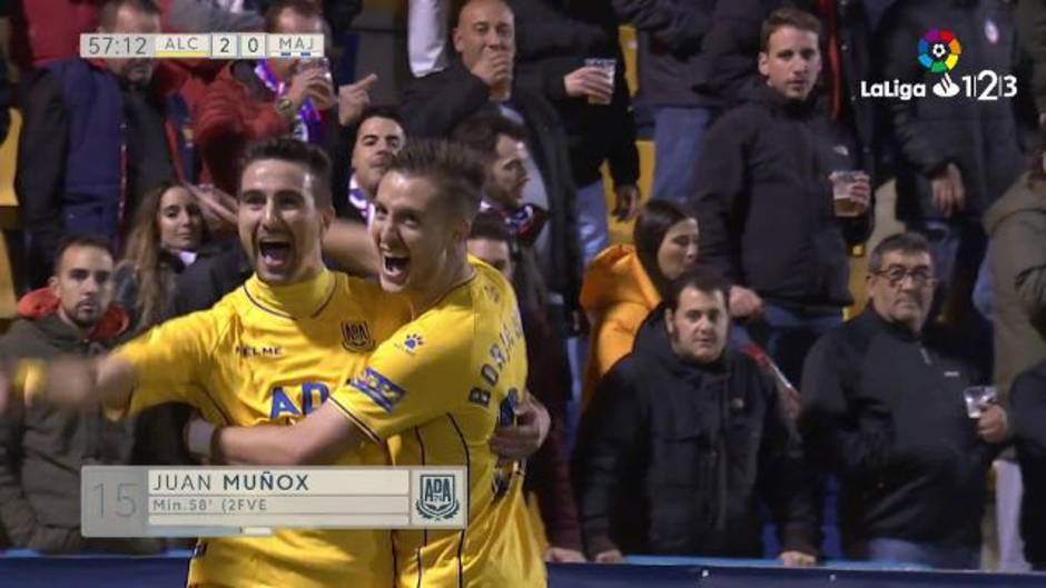 Gol de Juan Muñoz (2-0) en el Alcorcón 2-0 Rayo Majadahonda