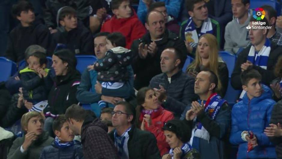 Homenaje a Sangalli en el Real Sociedad 0- 0 Sevilla