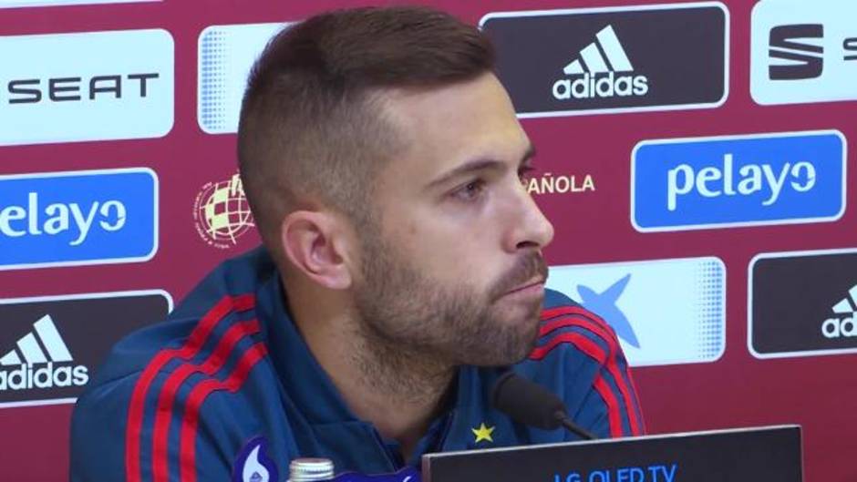 Alba vuelve a la Selección y zanja la polémica con Luis Enrique