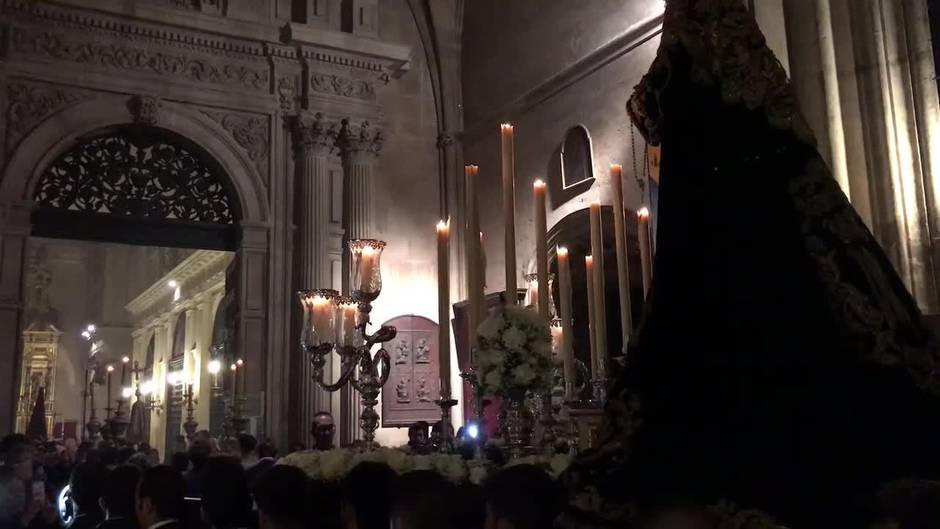 La Virgen de la Caridad del Baratillo en el interior de la Catedral