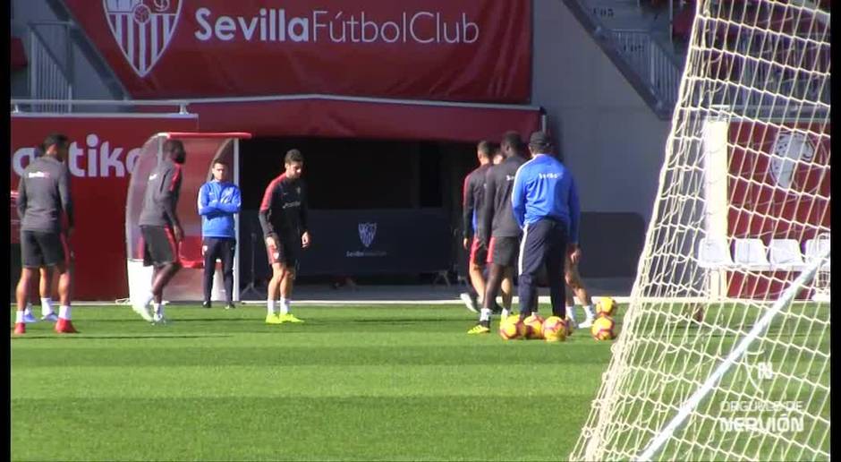 El Sevilla prepara su visita al Alavés sin Aleix Vidal