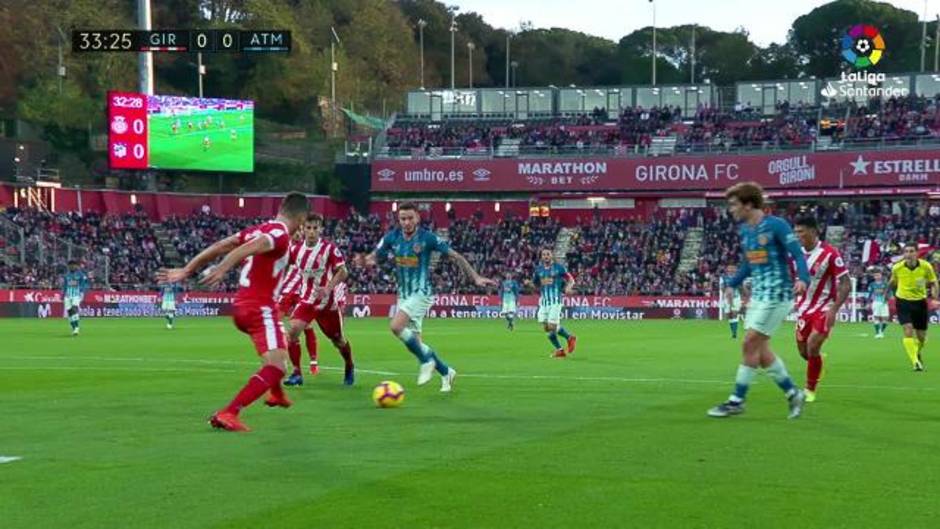 Saúl pudo adelantar al Atlético pero su disparo se estrelló en el larguero