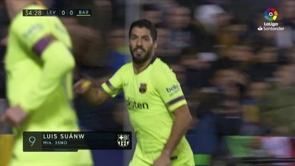 Gol de Luis Suárez (0-1) en el Levante 0-5 Barcelona