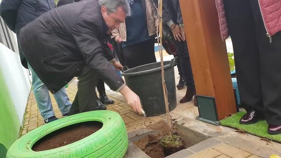 Instalación de pérgolas en colegios como el CEI Julio César