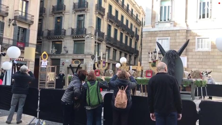 El pesebre del Ayuntamiento de Barcelona, cerrado por seguridad