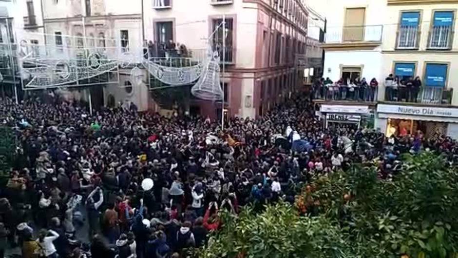 El Heraldo Real de la Cabalgata de Sevilla comienza su salida desde la calle Orfila