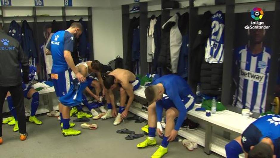 Vestuario del Alavés antes del partido contra el Valencia