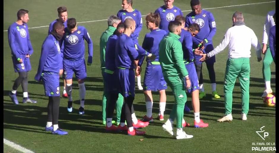 Charla entre Setién y Canales en la previa del Betis-Real Madrid