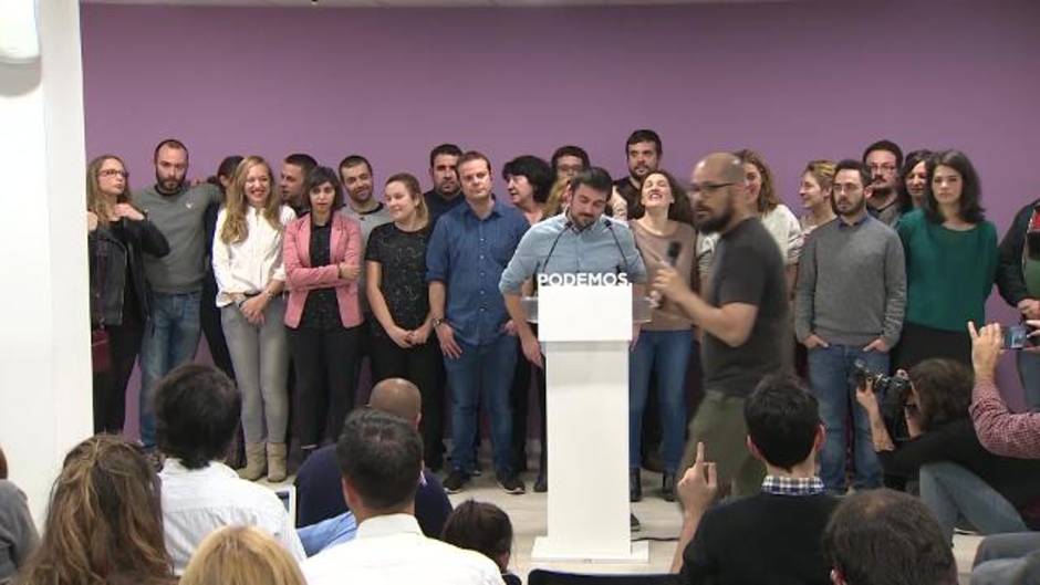 Ramón Espinar dimite de todos sus cargos en Podemos