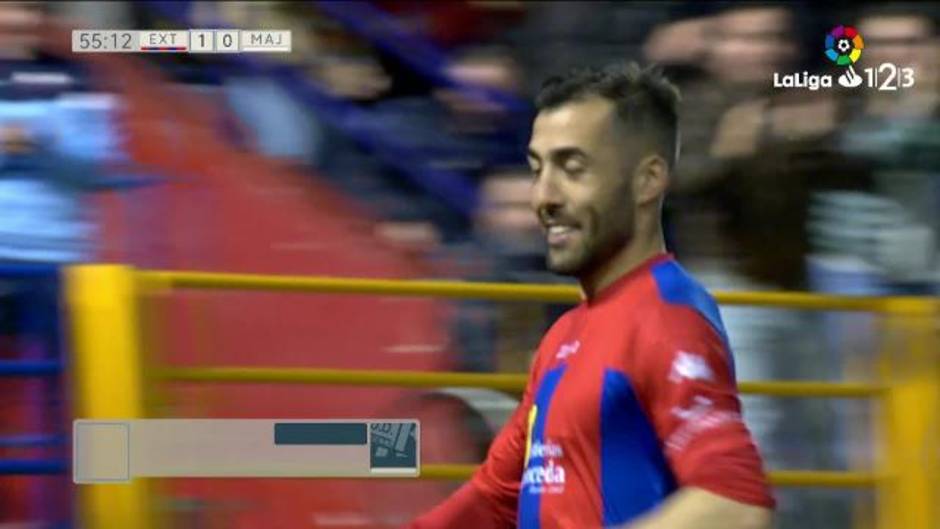 LaLiga 123 (J25) Gol de Perea (1-0) en el Extremadura UD 1- 1 Rayo Majadahonda