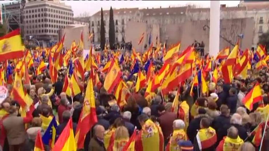 La convocatoria de Sánchez lanza la precampaña electoral