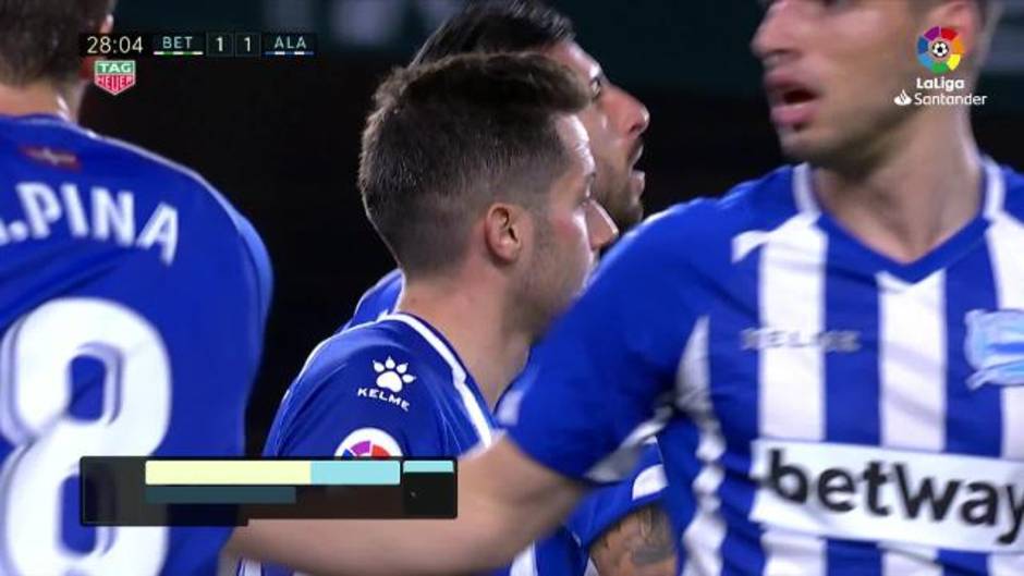 LaLiga (J24): el gol de Maripán (1-1) en el Betis 1-1 Alavés