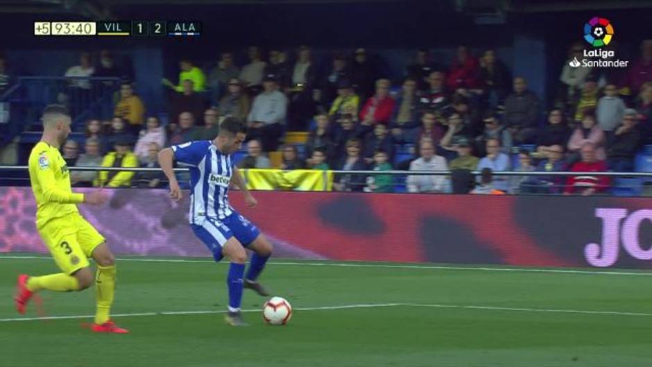 Polémico posible penalti a Jony en el Villarreal 1- 2 Alavés