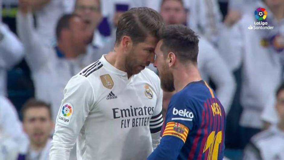 Enganchón entre Messi y Sergio Ramos en el Real Madrid 0-1 Barcelona