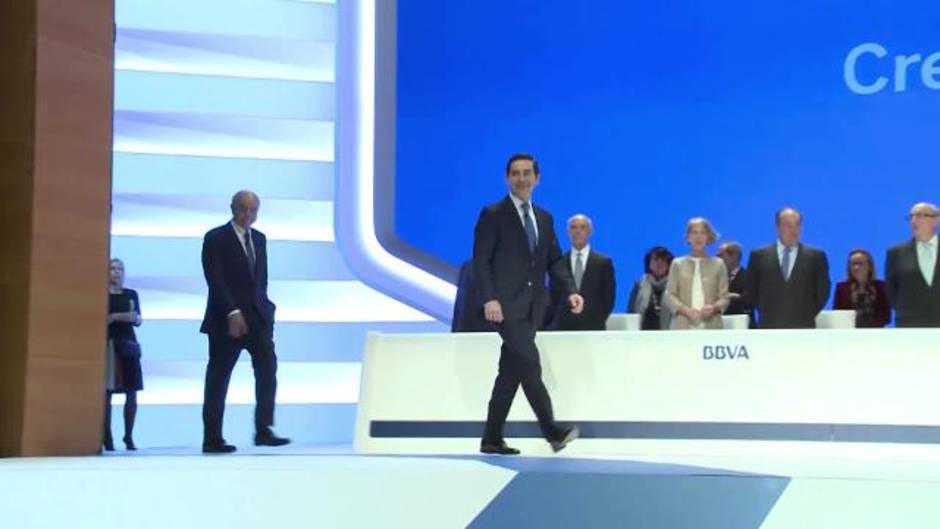 Francisco González abandona temporalmente sus cargos en BBVA