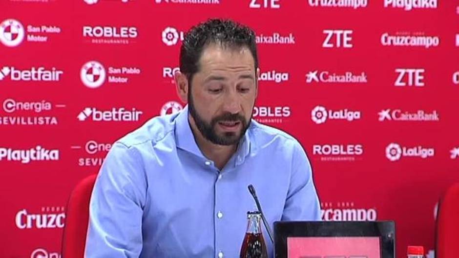 Machín: "El fútbol a veces es ingrato, pero se ha tomado una decisión y la tengo que acatar"