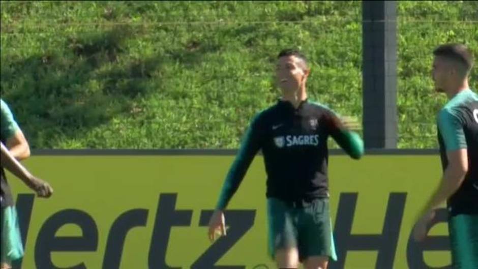 Cristiano vuelve a entrenar con la selección portuguesa