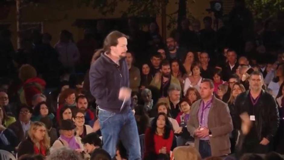 Pablo Iglesias vuelve a la primera línea de la política