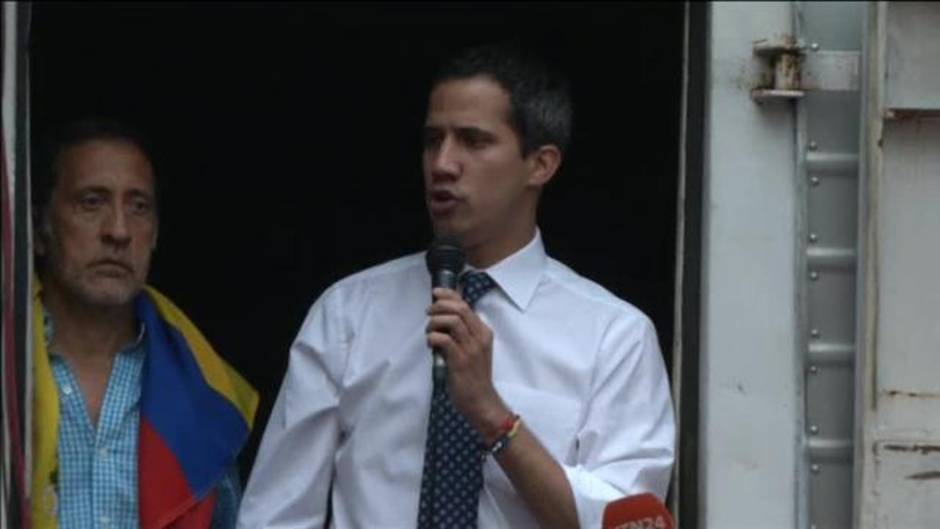 Guaidó pide organización a los venezolanos para recibir la ayuda humanitaria