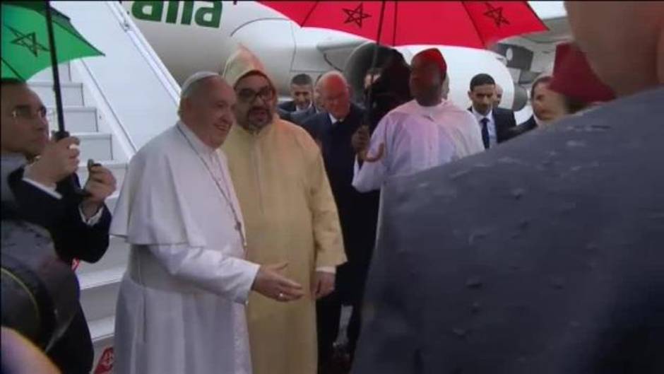 El papa Francisco aterriza en Rabat en su primera visita a Marruecos