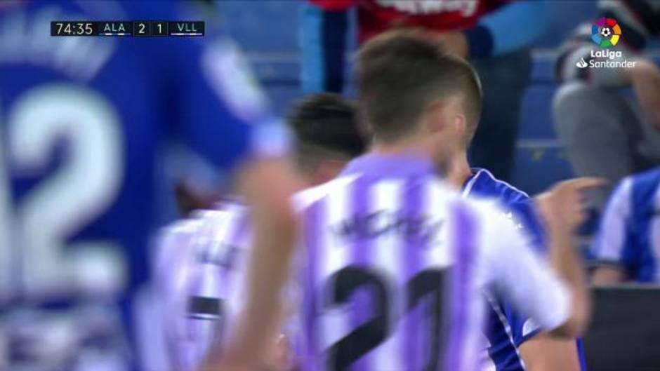 LaLiga Santander (J33), penalti sobre Sergi Guardiola en el Alavés-Real Valladolid