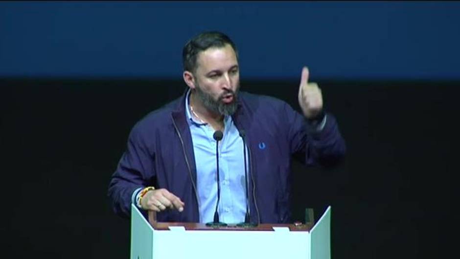 Abascal: "VOX es la casa común de los que se atreven gritar fuera autonomías"