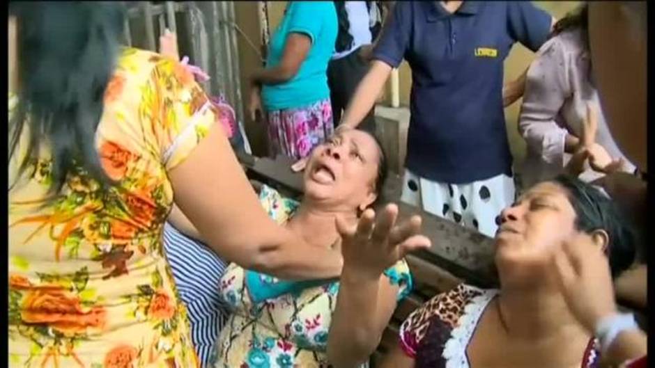 "Al llegar al hospital vi a mi hermano y a mi sobrino en el suelo"